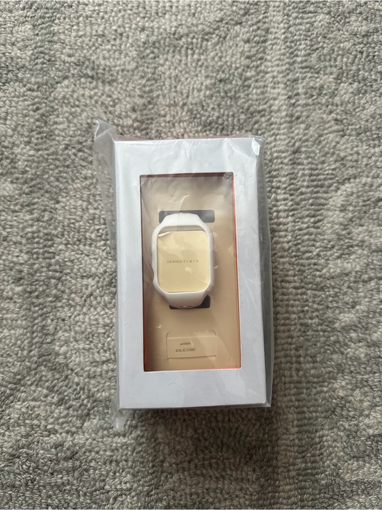 Tory Burch Accessories - NWT Tory Burch White T-Monogram Silicone Apple Watch Series 7/8/9 Band 41MM